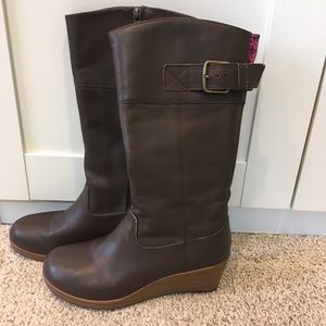 Brown Crocs wedge boots